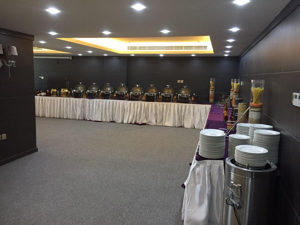 Golden Bujari Alulaya Hotel Al Khobar Exterior photo